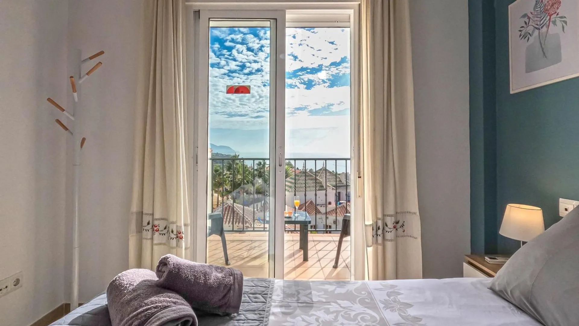 Apartamentos Chimenea Nerja