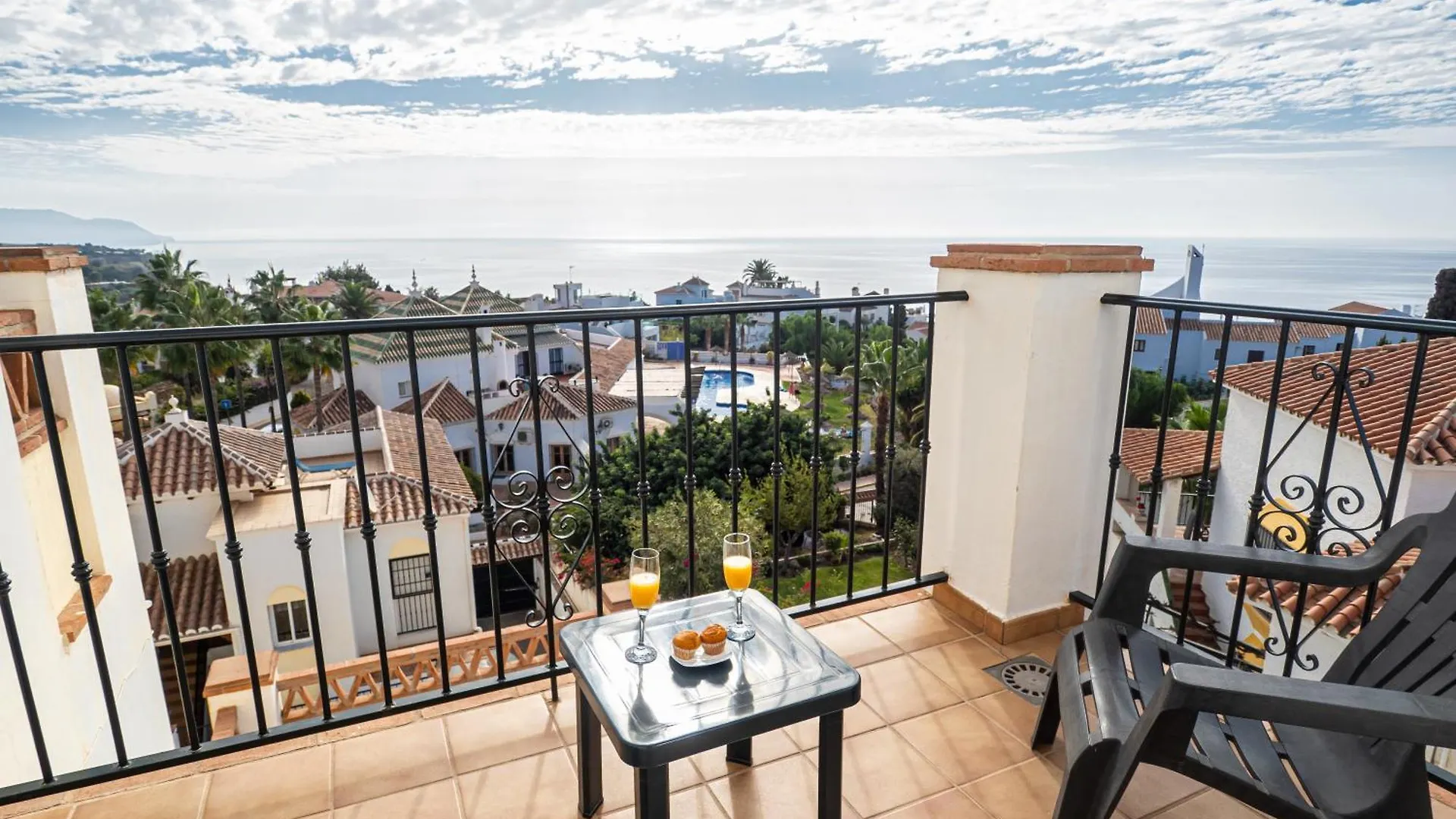 Apartamentos Chimenea Nerja 0*,