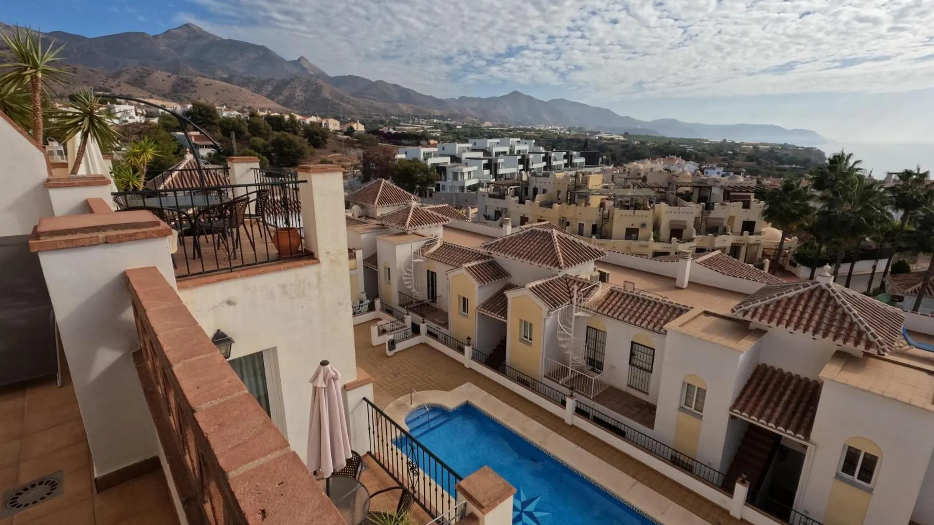 Apartamentos Chimenea Nerja