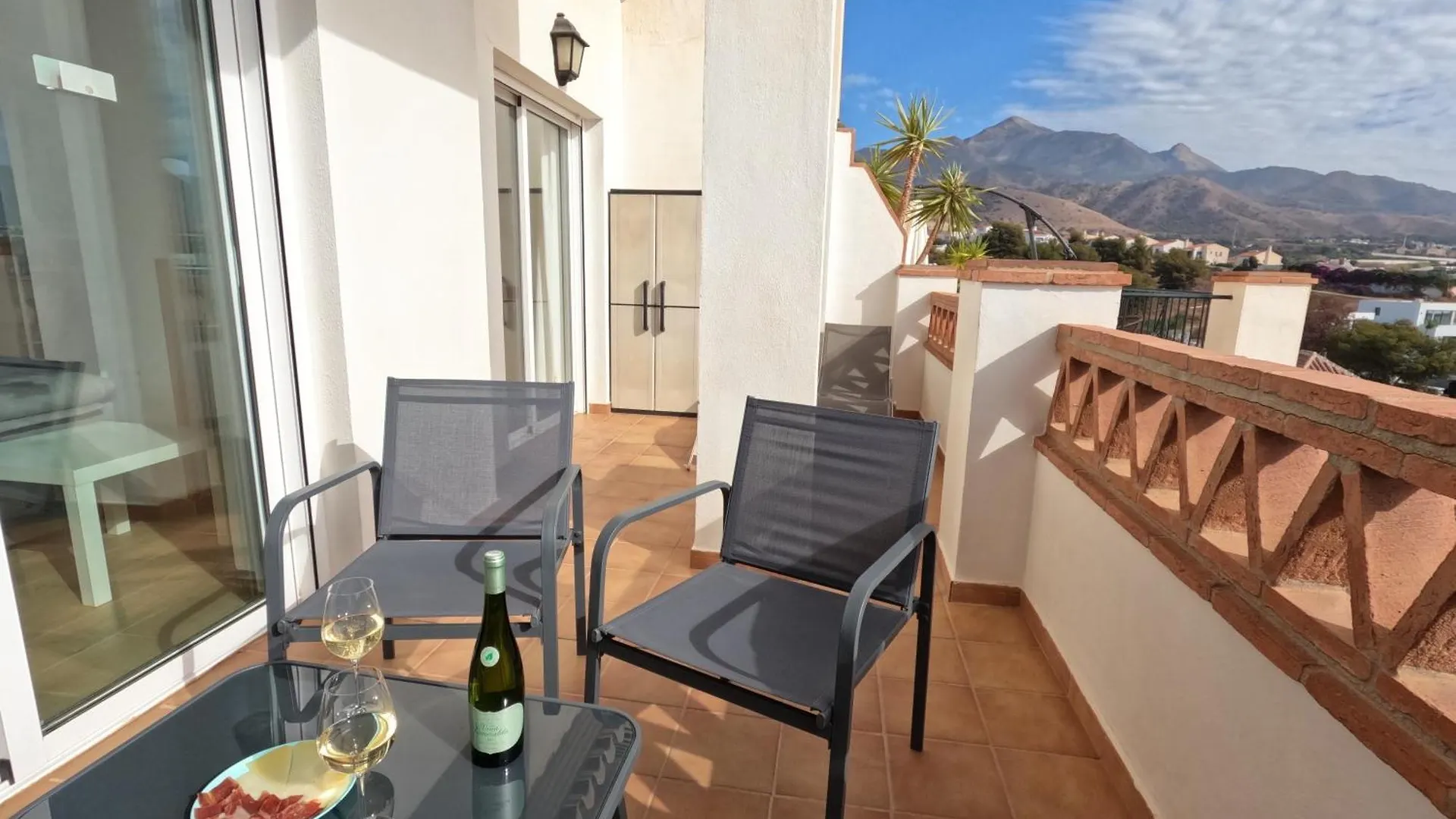 Apartamentos Chimenea Nerja